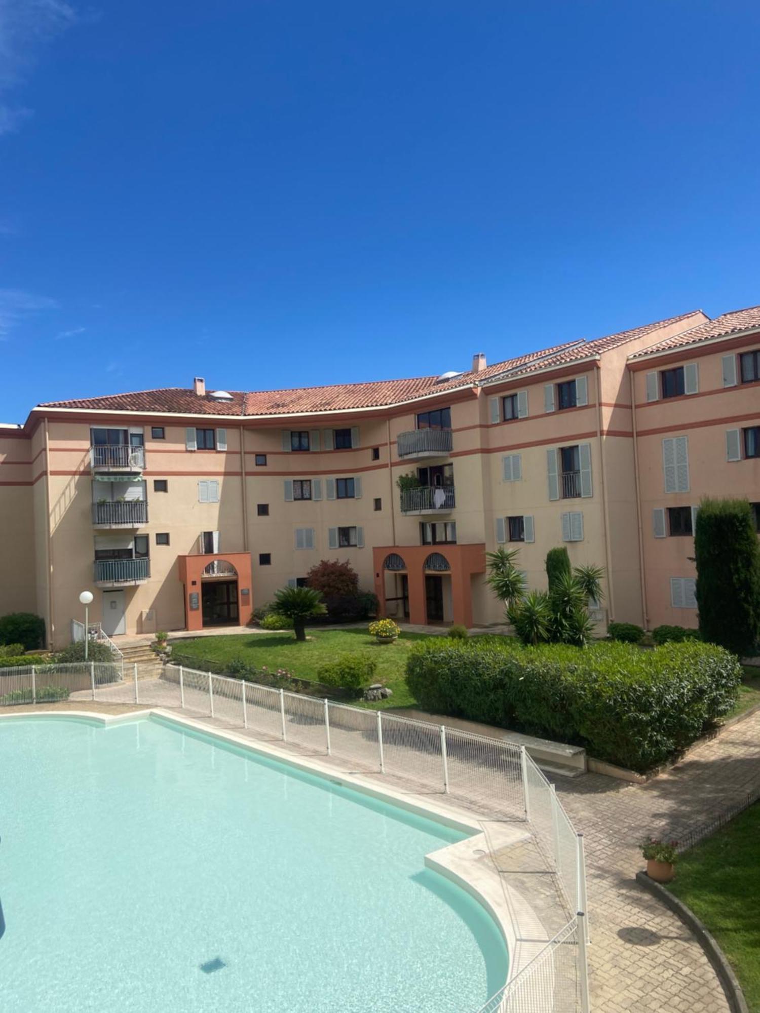 Residence Ste Croix Fréjus 外观 照片